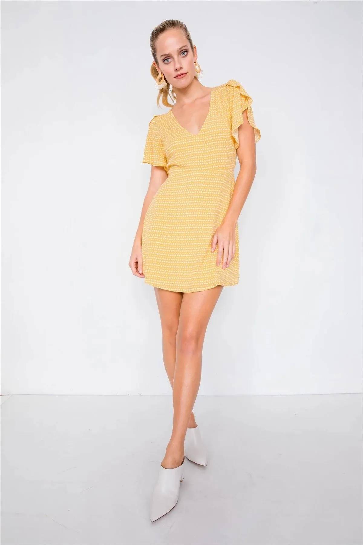 Yellow V-neck Open Back Mini Chic Sundress /4-2-1