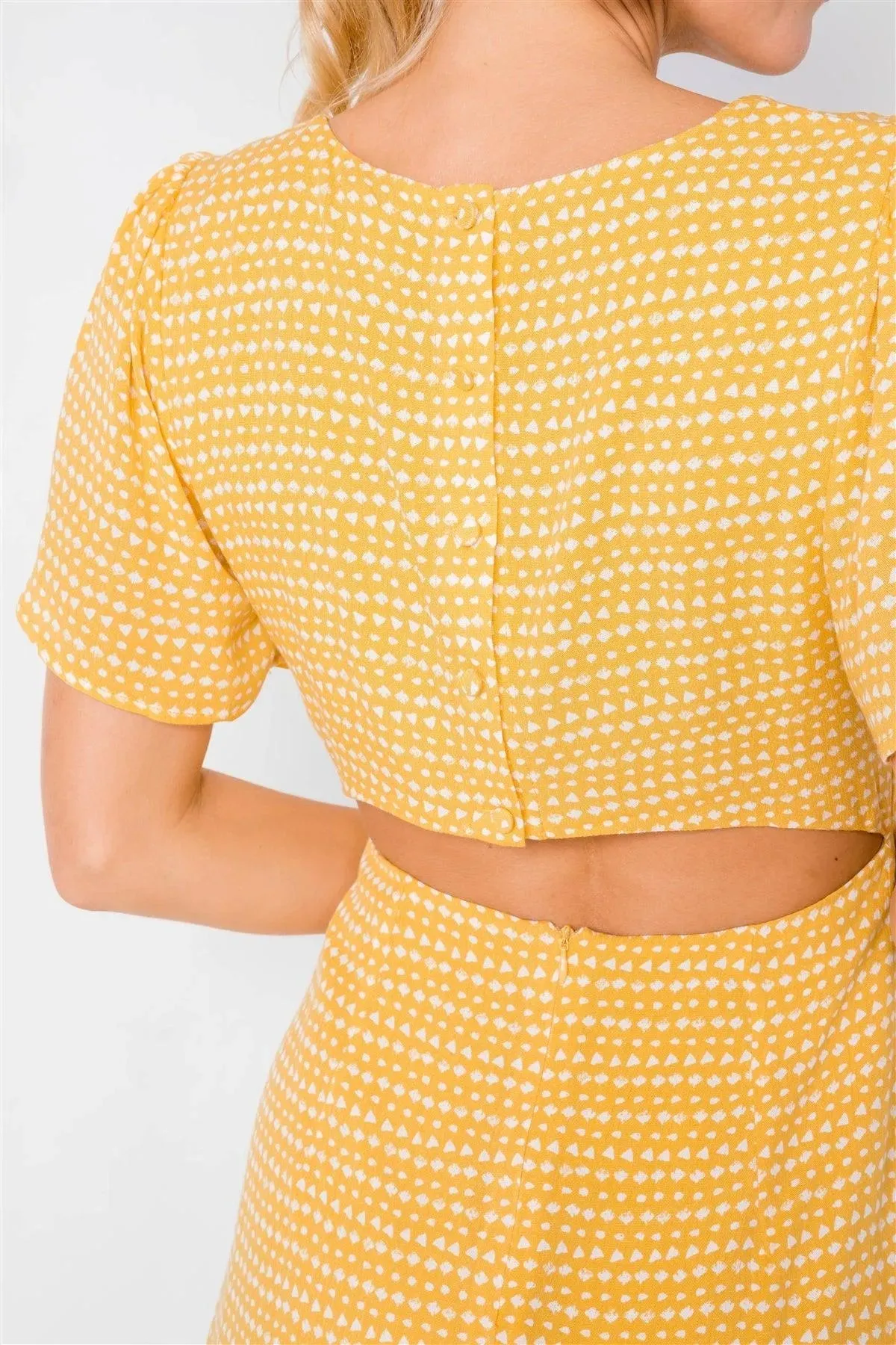 Yellow V-neck Open Back Mini Chic Sundress /4-2-1
